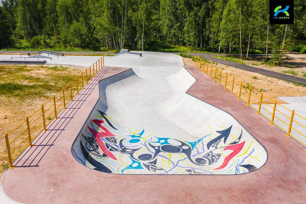 Бетонный скейт-парк в Егорьевске photo