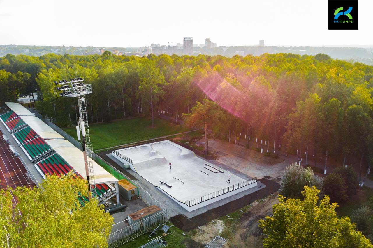 Бетонный скейт-парк в Наро-Фоминске photo