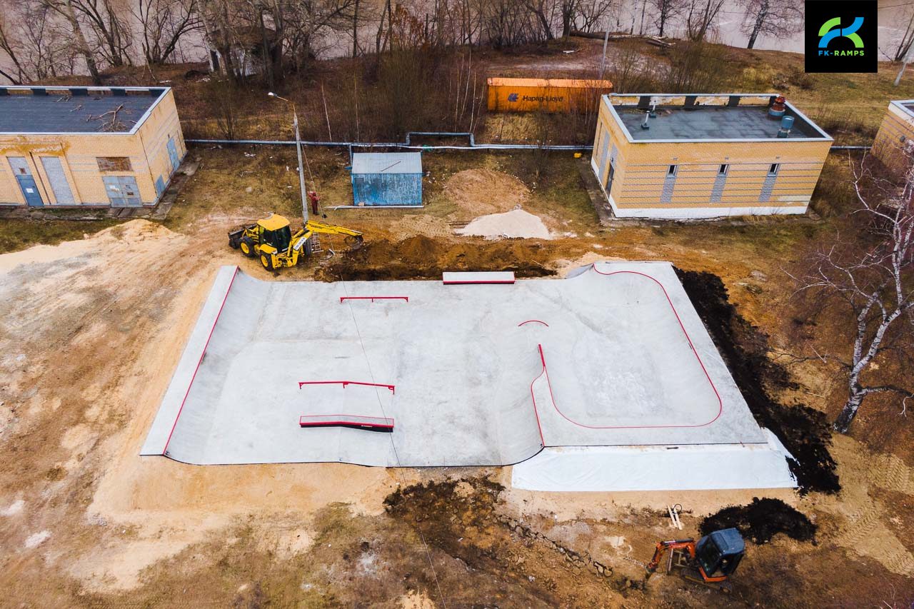 Скейт-парк в Нижнем Новгороде Сормовский район photo
