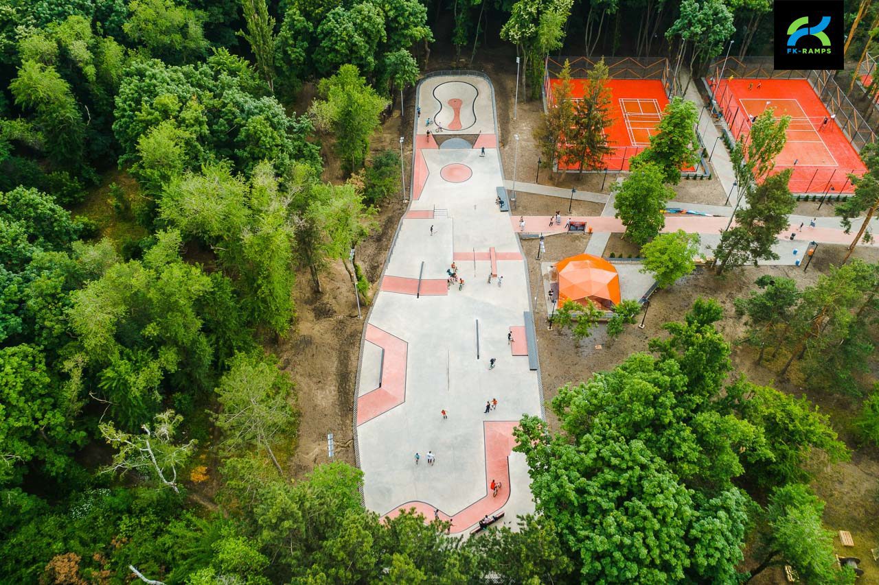 Скейт-парк в Кишиневе photo