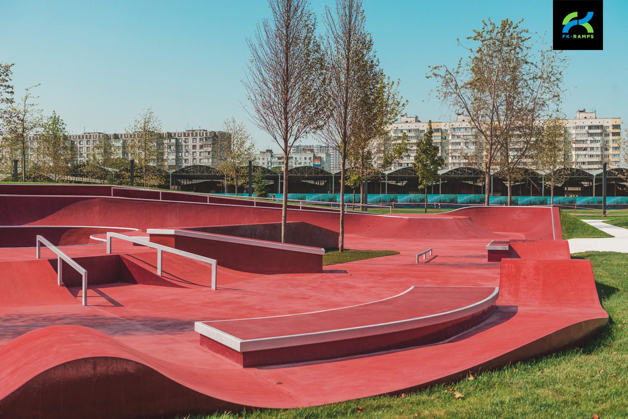 Бетонный скейт-парк в Краснодаре photo