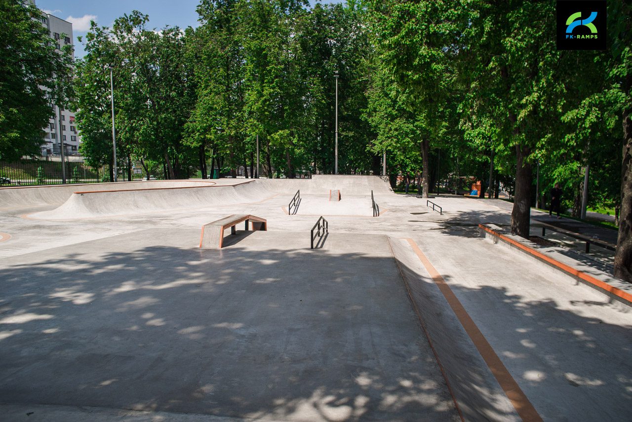 Бетонный скейт-парк LSD Park 2.0 на ул. Удальцова photo