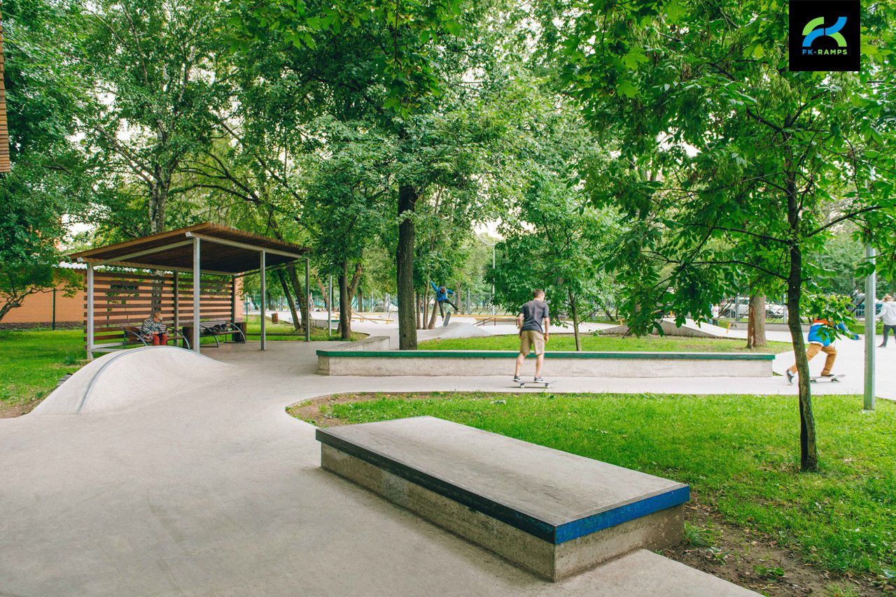 Бетонный скейт-парк Ferma в Перово photo