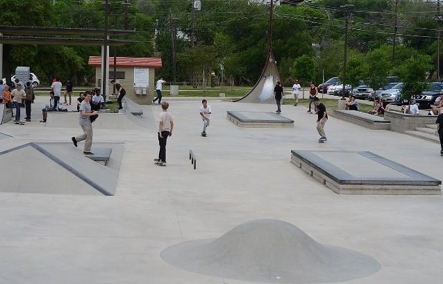 House Park Plaza