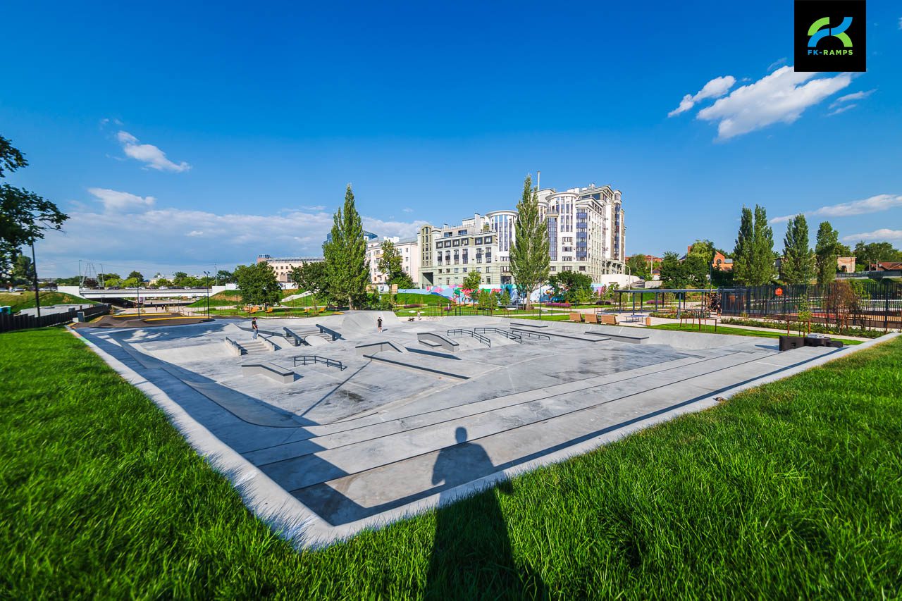 Бетонный скейтпарк г. Рязань photo