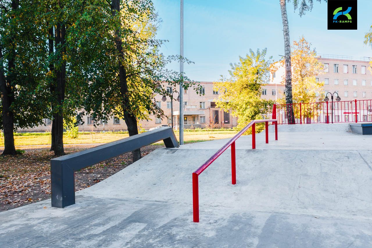 Скейт-парк и памп-трек в Серпухове photo
