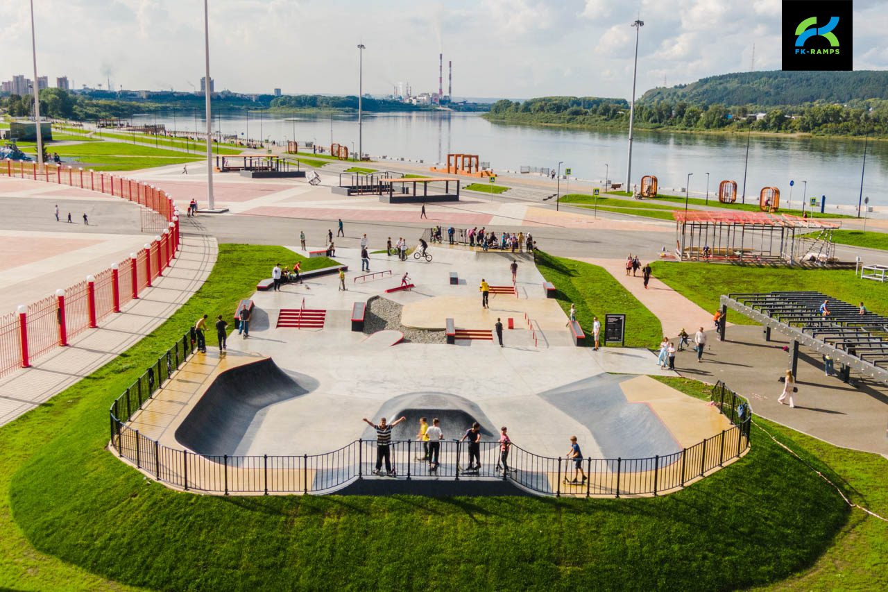 Бетонный скейт-парк в Кемерово photo