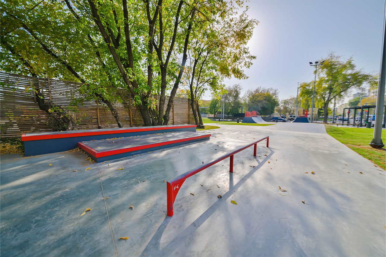 Скейт-парк и памп-трек на ул.Башиловской Москва photo