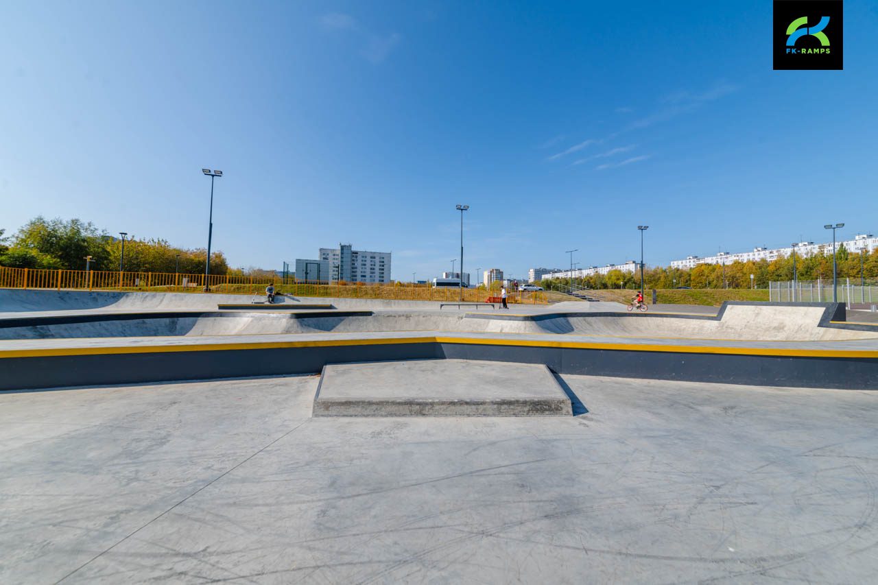 Скейт-парк и памп-трек у м. Красногвардейская Москва photo