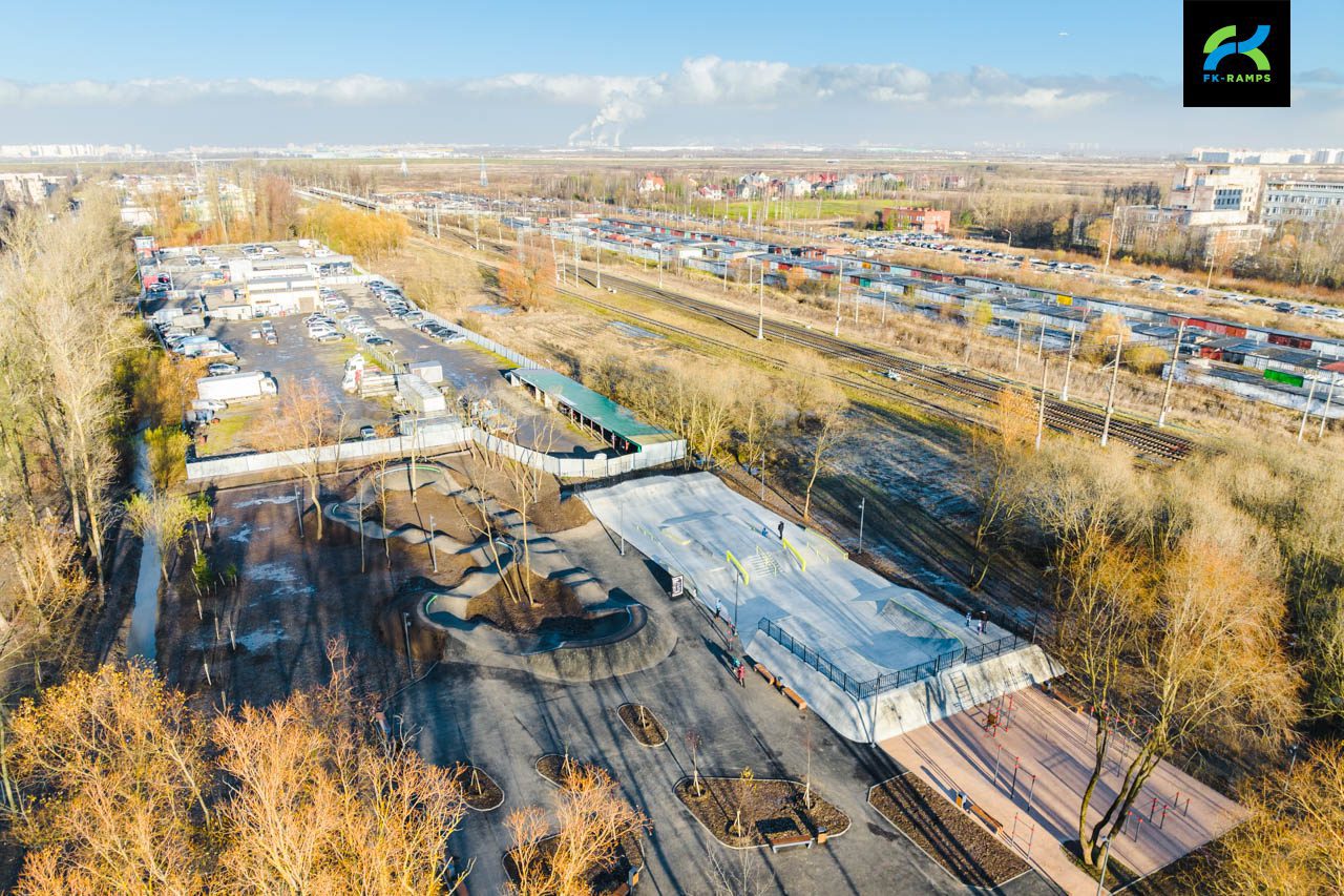 Скейт-парк и памп-трек в Пушкине photo