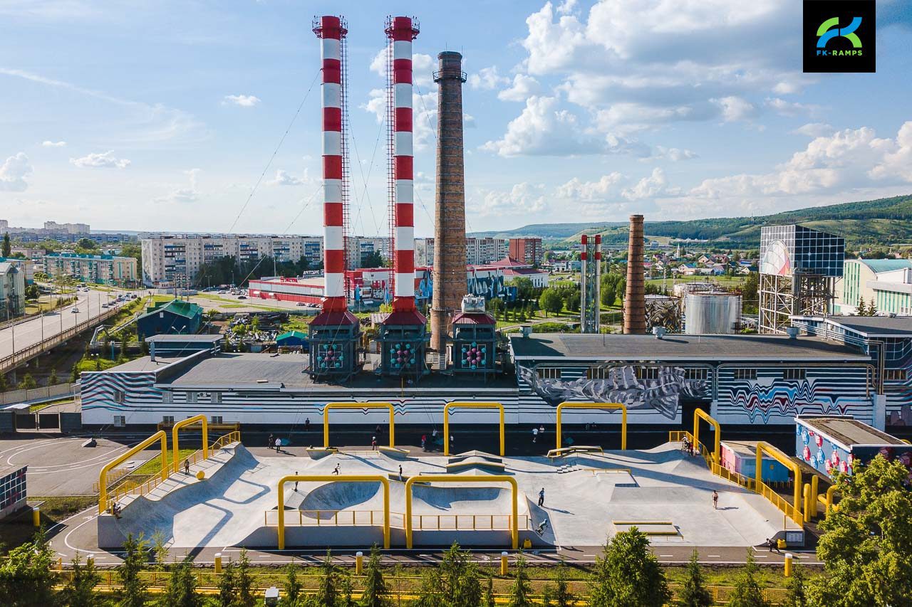 Бетонный скейт-парк в Альметьевске photo